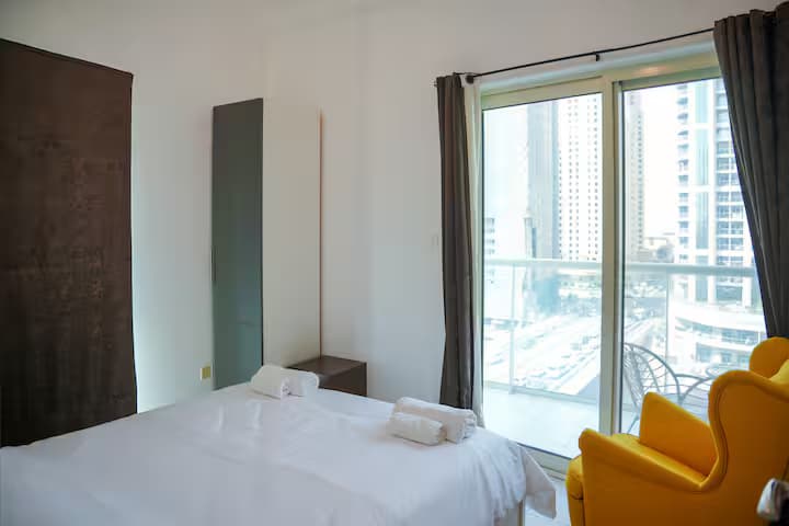 مطعم المخبرين